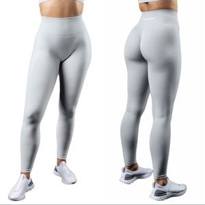 Alphalete Amplify - Silver Sky